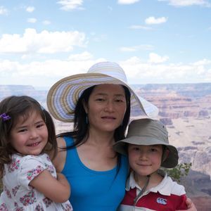 Meet your Posher, Miki